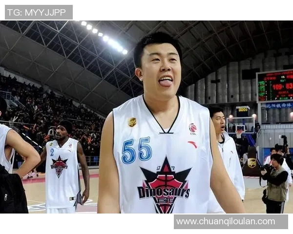 韩德君：从篮球新星到职业生涯巅峰的奋斗历程与荣耀时刻