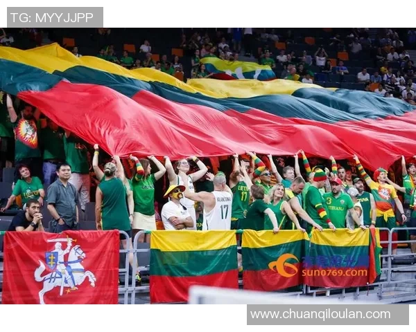 西班牙男篮与塞内加尔激战正酣争夺国际篮球赛荣耀之巅 西班牙男篮与塞内加尔激战正酣争夺国际篮球赛荣耀之巅