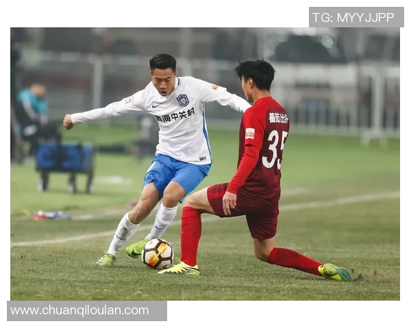 华夏幸福与天津泰达激战正酣谁能在赛场上笑到最后