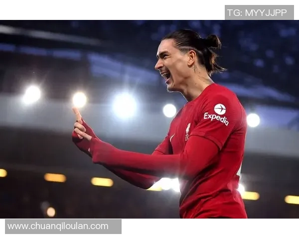 莱万领衔新赛季挑战，期待在绿茵场上再创辉煌成就与传奇时刻