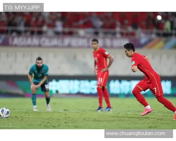 伊朗与中国世预赛精彩对决比分揭晓引发球迷热议 伊朗与中国世预赛精彩对决比分揭晓引发球迷热议